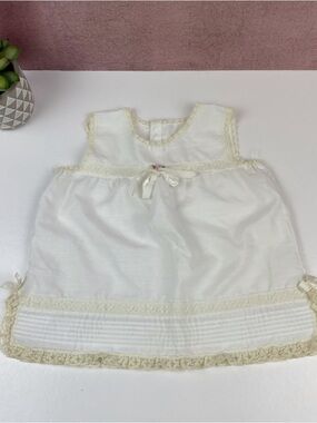 Her Majesty Vintage Cream White Lace Dress Baby Girl Size 12 Months Lightweight